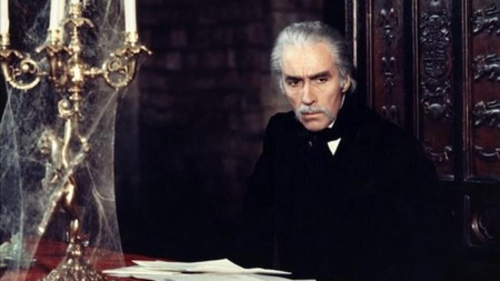 Christopher Lee encarnado a Dracula en la película de 1970 de Jesús Franco.