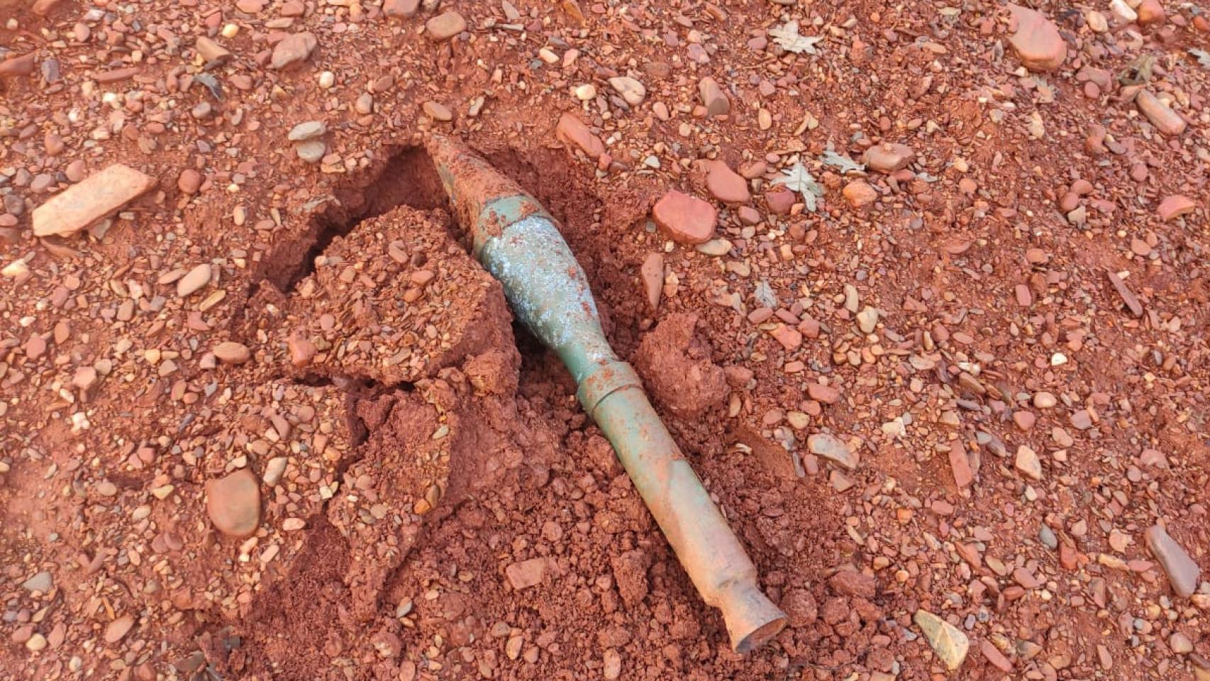 El proyectil encontrado fuera del campo de tiro del Teleno