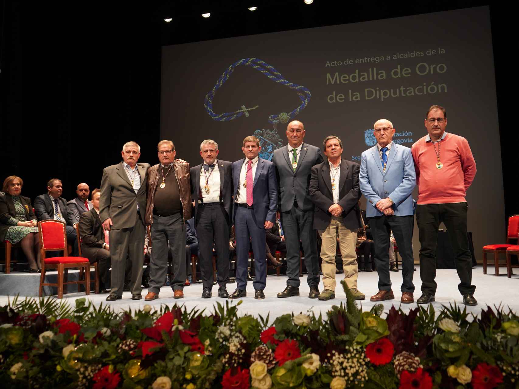 Los alcaldes galardonados en la ceremonia de este jueves en Segovia.