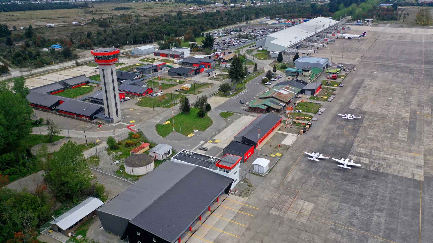 Aeropuerto El Tepual (Chile) ampliado por Sacyr.