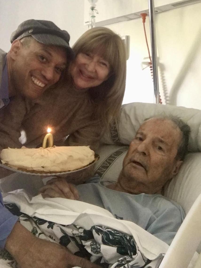 La última imagen pública de Jesús Mariñas antes de fallecer, desde el hospital.