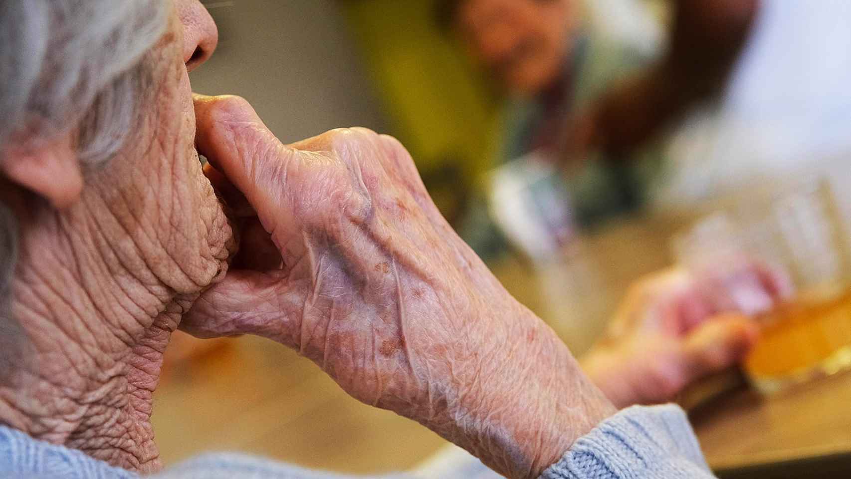 En España se calcula que hay alrededor de 800.000 personas que sufren alzhéimer.