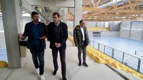El alcalde de Valladolid, Óscar Puente, en la visita al nuevo polideportivo de Las Delicias