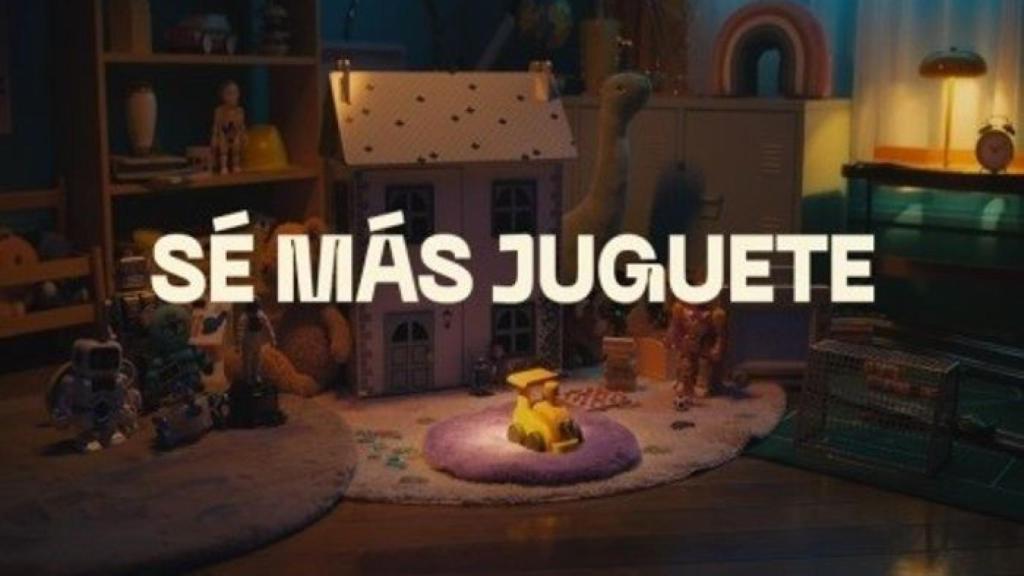 Imagen del vídeo que centra #SéMásJuguete, la nueva campaña del Ministerio de Consumo.