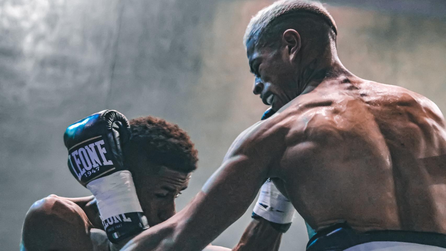 Kevin Baldospino boxeando