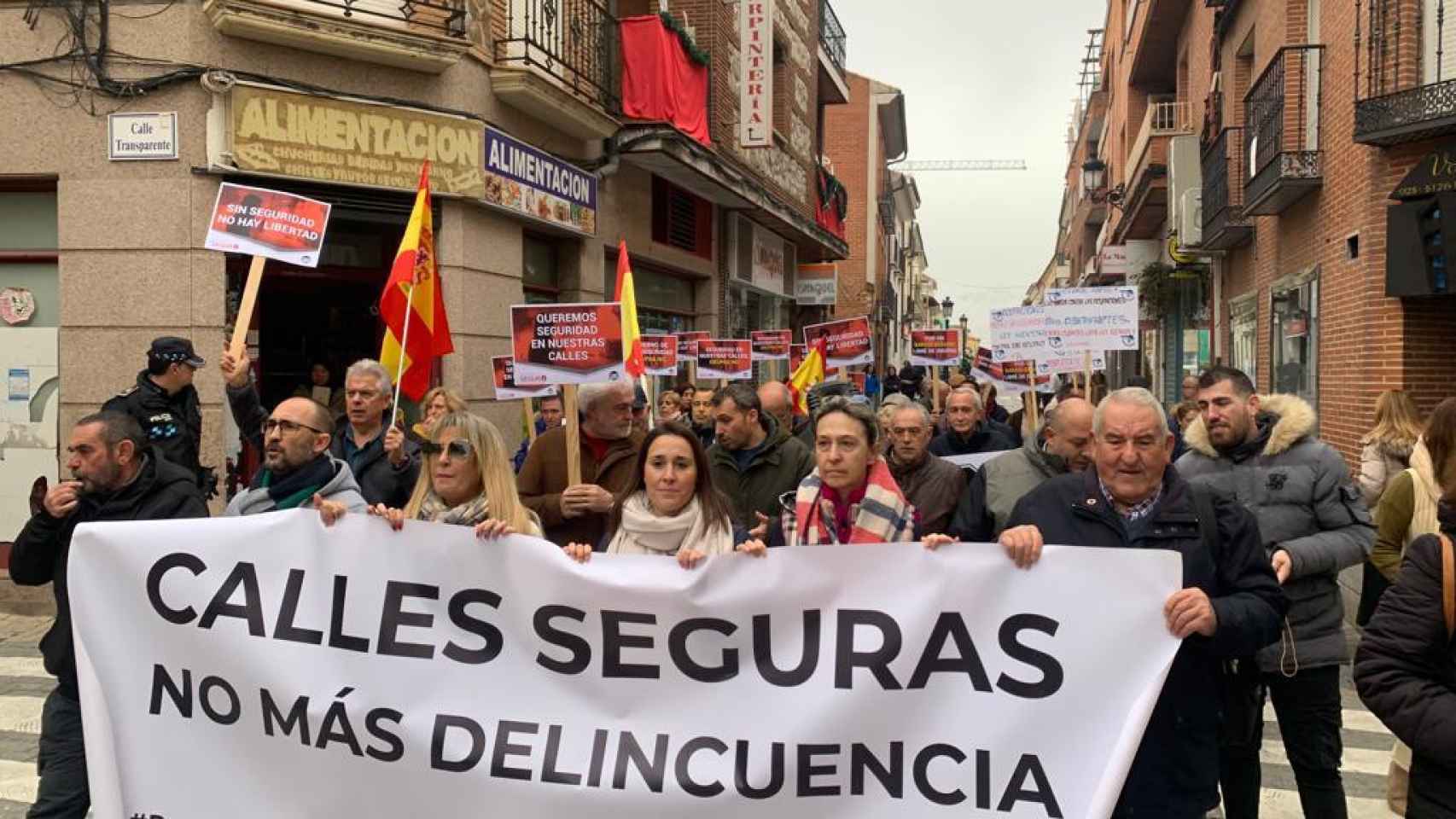 Manifestación contra la ocupación ilegal en Illescas (Toledo).