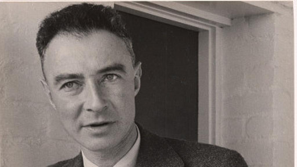 Robert Oppenheimer, fotografiado en 1946.