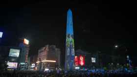 Celebraciones de aficionados argentinos en El Obelisco de Buenos Aires