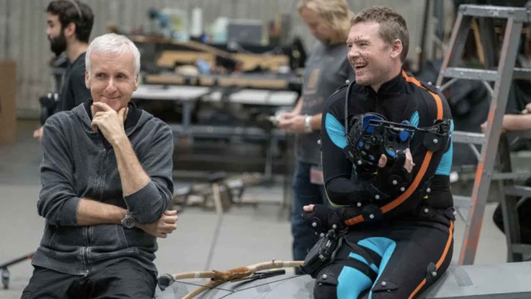 James Cameron y Sam Worthington en el rodaje de la secuela de 'Avatar'.