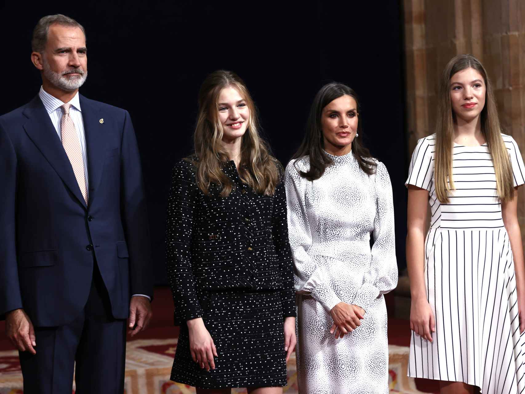 Los Reyes cenarán junto a sus hijas, la princesa Leonor y la infanta Sofía.