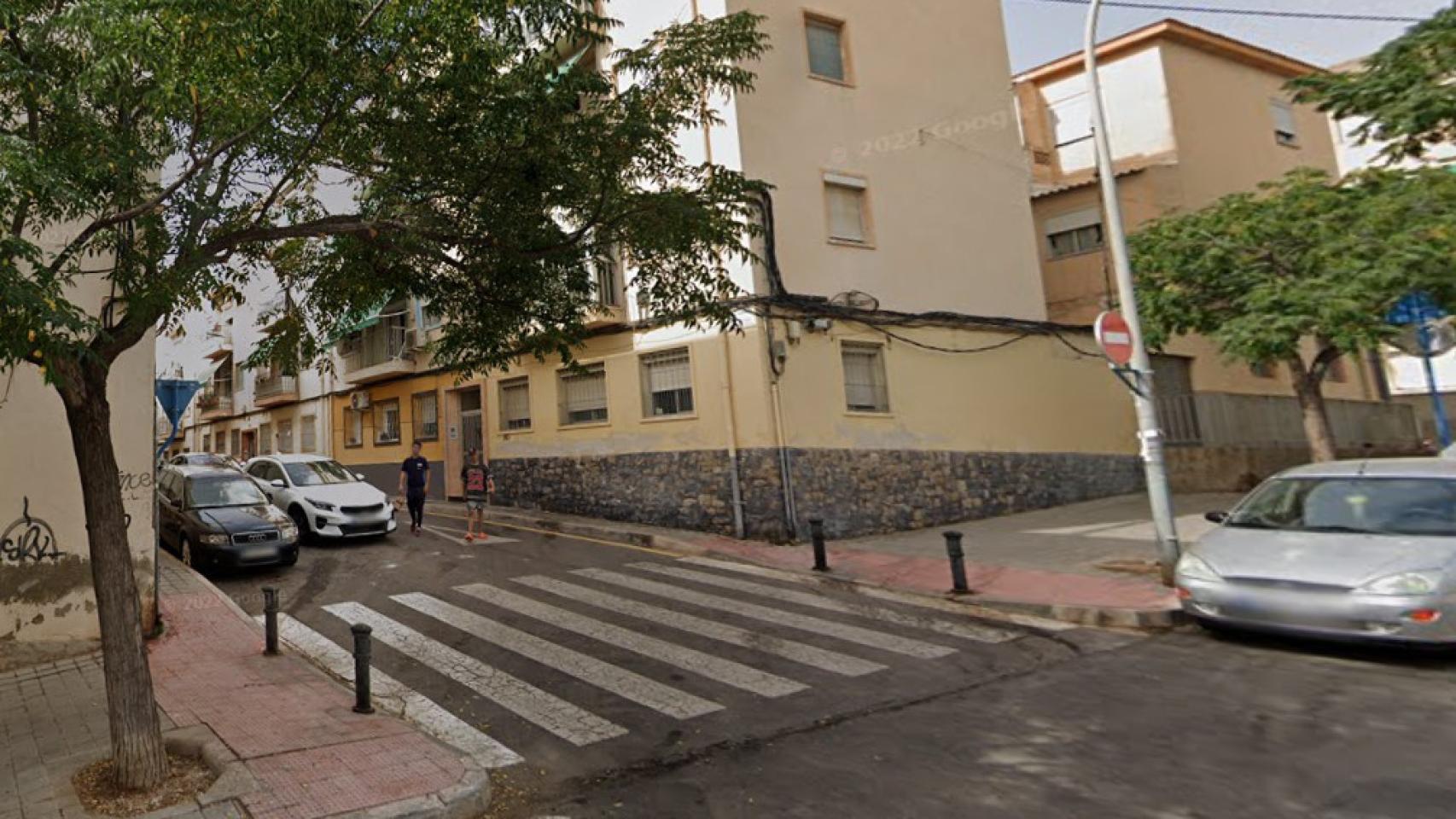 La salida de la calle León XIII de Alicante.