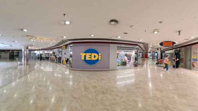 Exterior de la nueva tienda TEDI del centro comercial Plaza Elíptica.