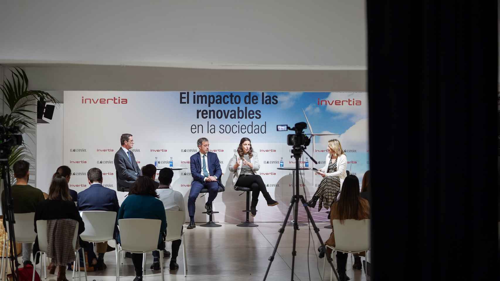 Felix Peinado, director de OIT España, José María González Moya, director general de APPA Renovables, y Eva Saldaña, directora ejecutiva de Greenpeace España.