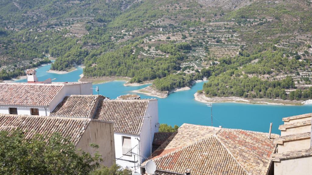 Embalse de Guadalest, Alicante.