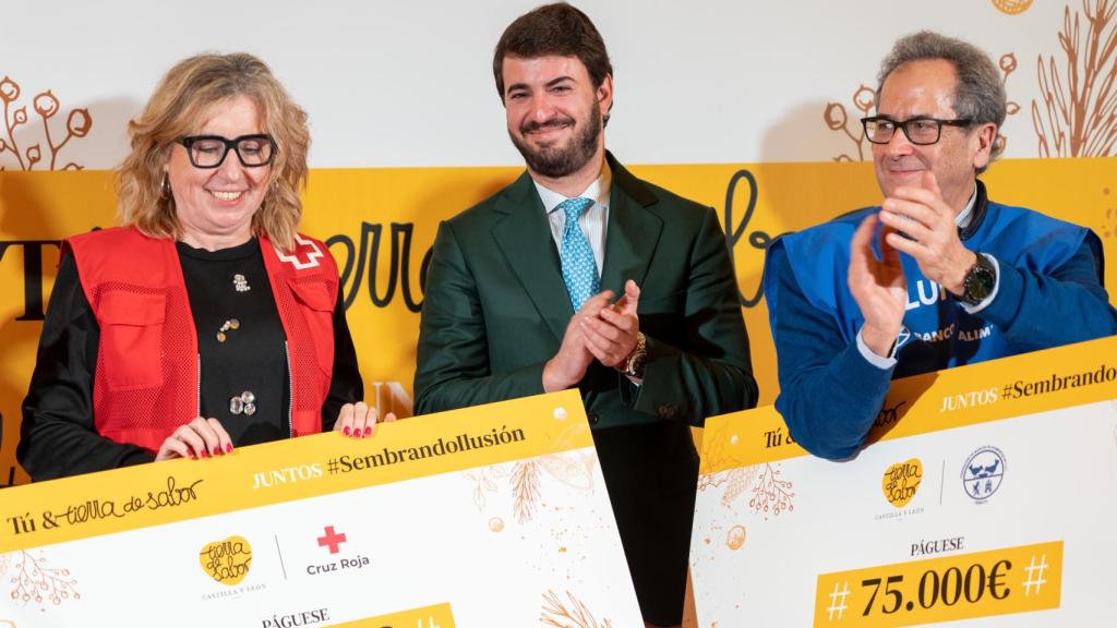 El vicepresidente de la Junta de Castilla y León, Juan García-Gallardo, preside el evento solidario de Tierra de Sabor donde se formaliza la entrega de la subvención para la adquisición de productos Tierra de Sabor al Banco de Alimentos, Cáritas Diocesana y Cruz Roja