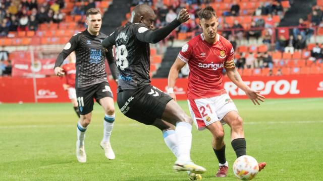 N'Diaye durante el Nástic de Tarragona vs. Málaga CF