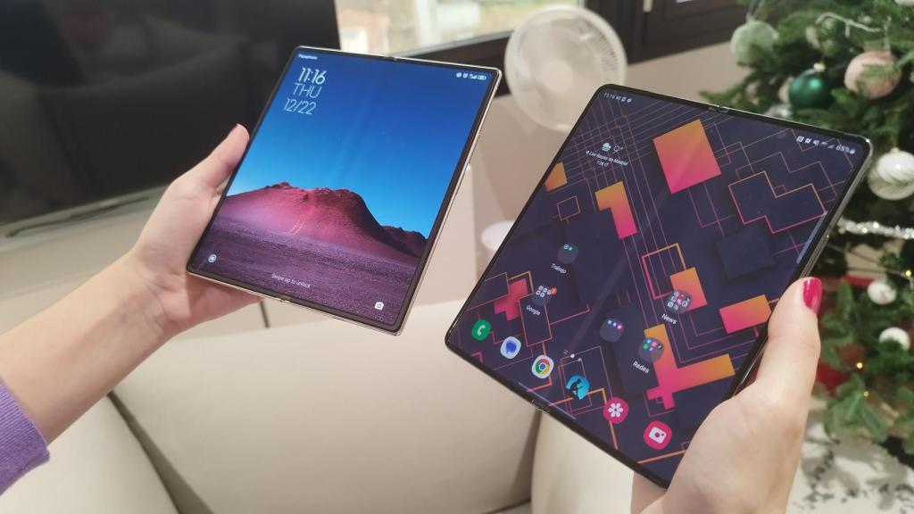 Xiaomi Mi MIX Fold 2 y Samsung Galaxy Z Fold 4