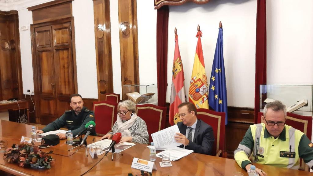 La Subdelegación del Gobierno en Salamanca acoge la presentación de la campaña de tráfico para Navidad