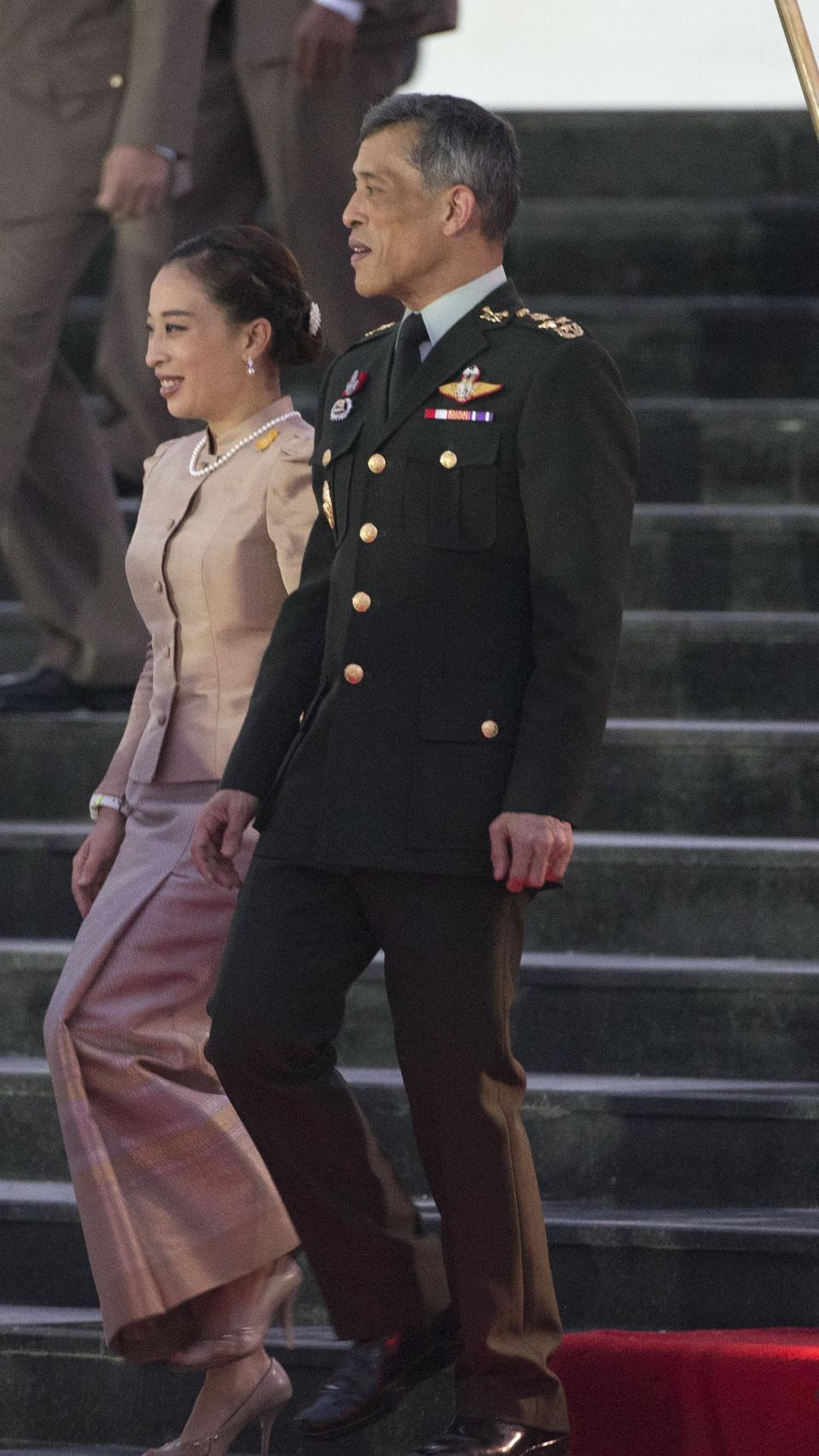 La princesa con su padre.