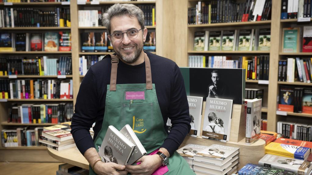 El periodista, en una reciente  firma de libros.