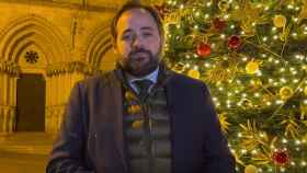 Paco Núñez felicita la Navidad desde la Plaza Mayor de Cuenca