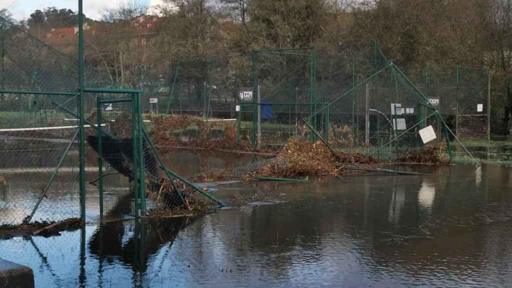 Las lluvias dejan graves inundaciones en Gondomar (Pontevedra).