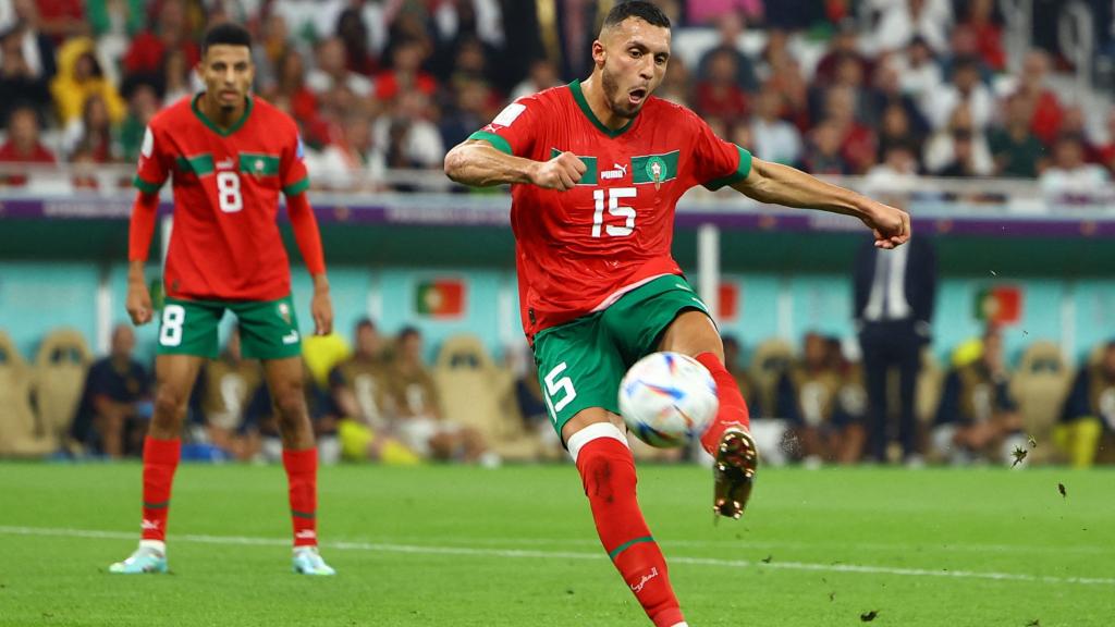 Amallah ejecuta un pase en un partido de Marruecos durante el pasado Mundial.