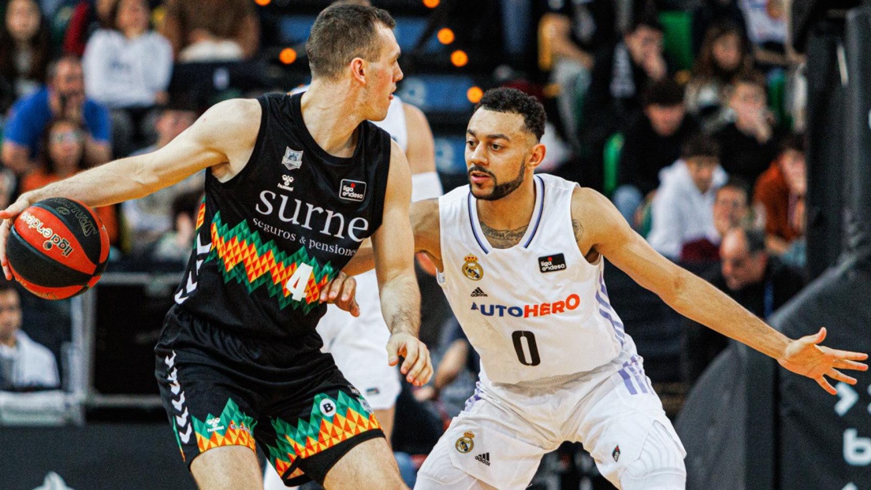 Un momento del encuentro entre Bilbao Basket y el Real Madrid.