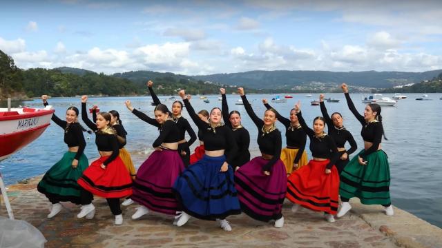 Bailarinas en el puerto de Redes