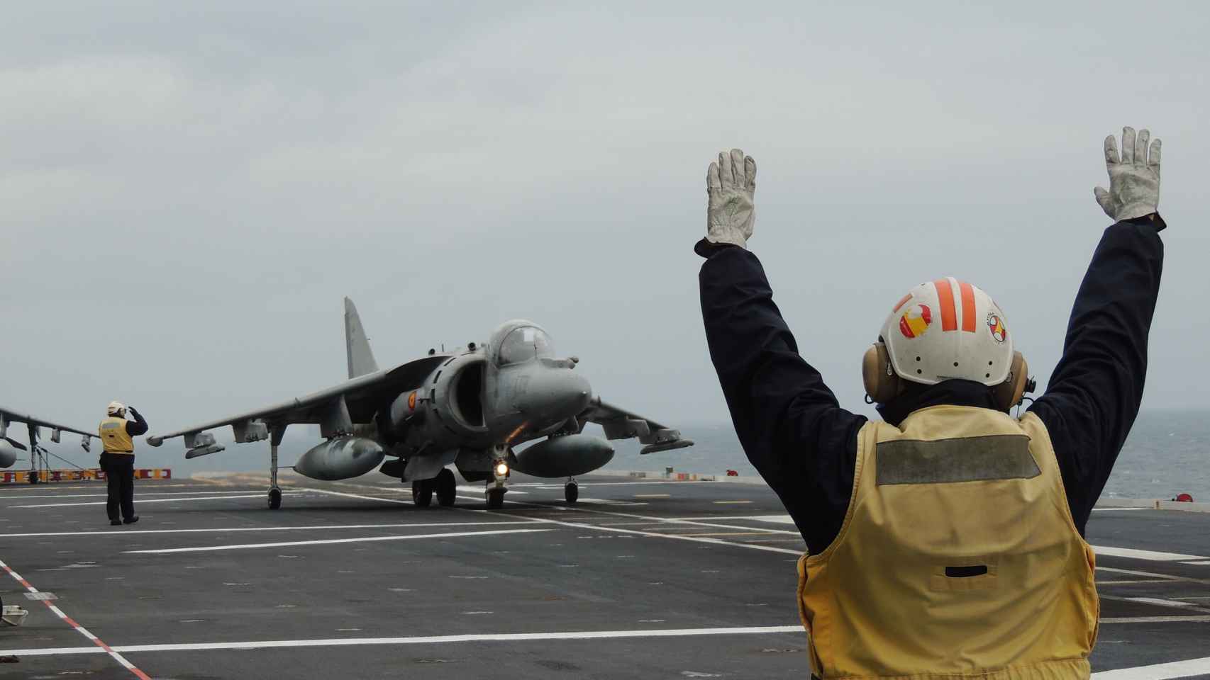 Harrier a bordo del buque Juan Carlos I