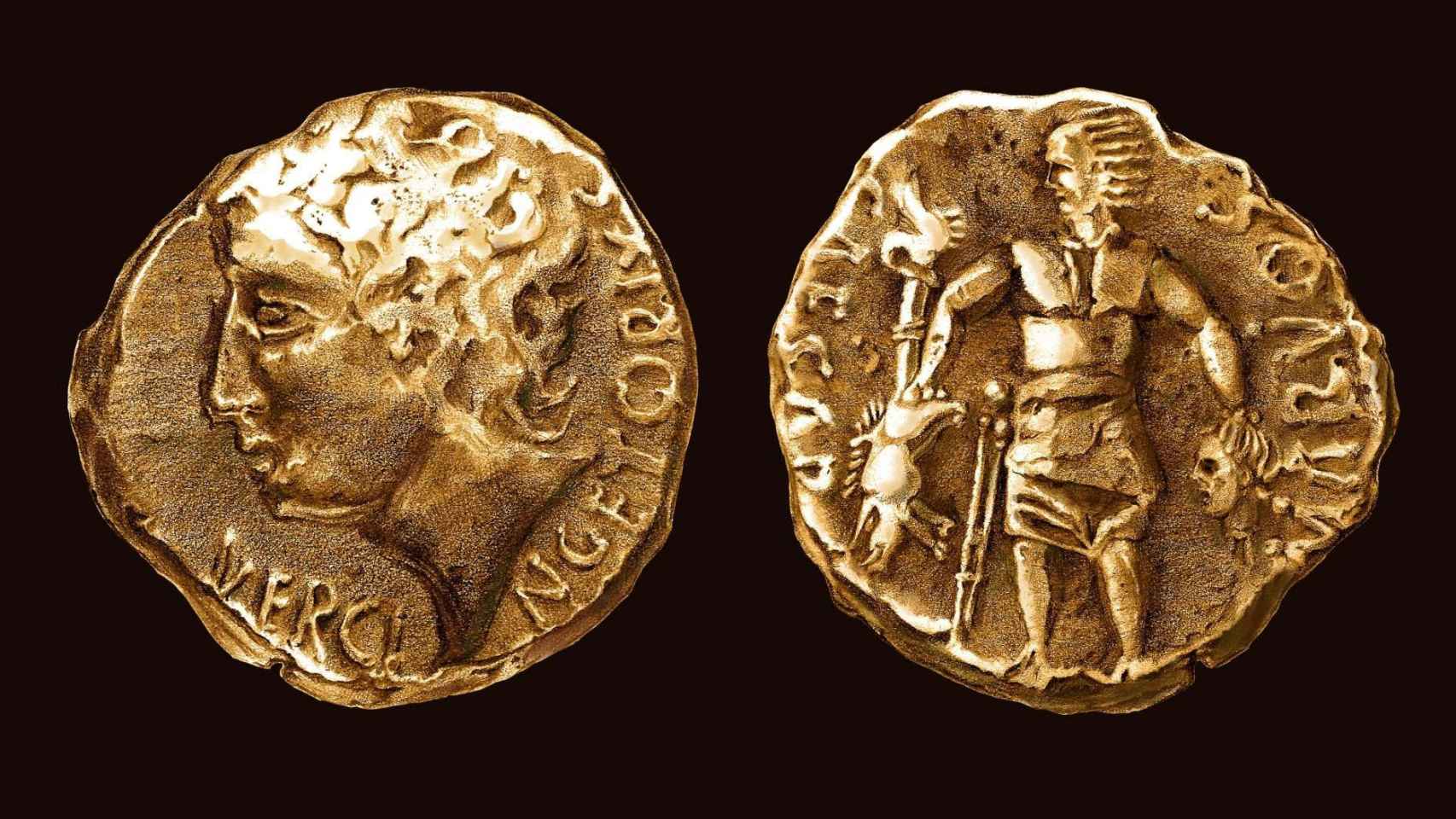 Estátera áurea acuñada por Vercingétorix  del tipo conocido como 'César décapité', 52-49 a. C. © Felipe Sánchez Rabasco