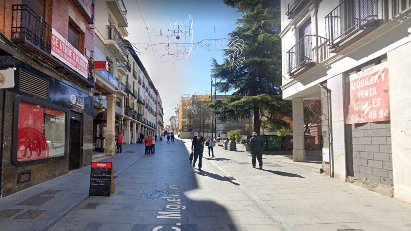 Entrada a la Plaza Mayor de Guadalajara. Foto: Google Maps.