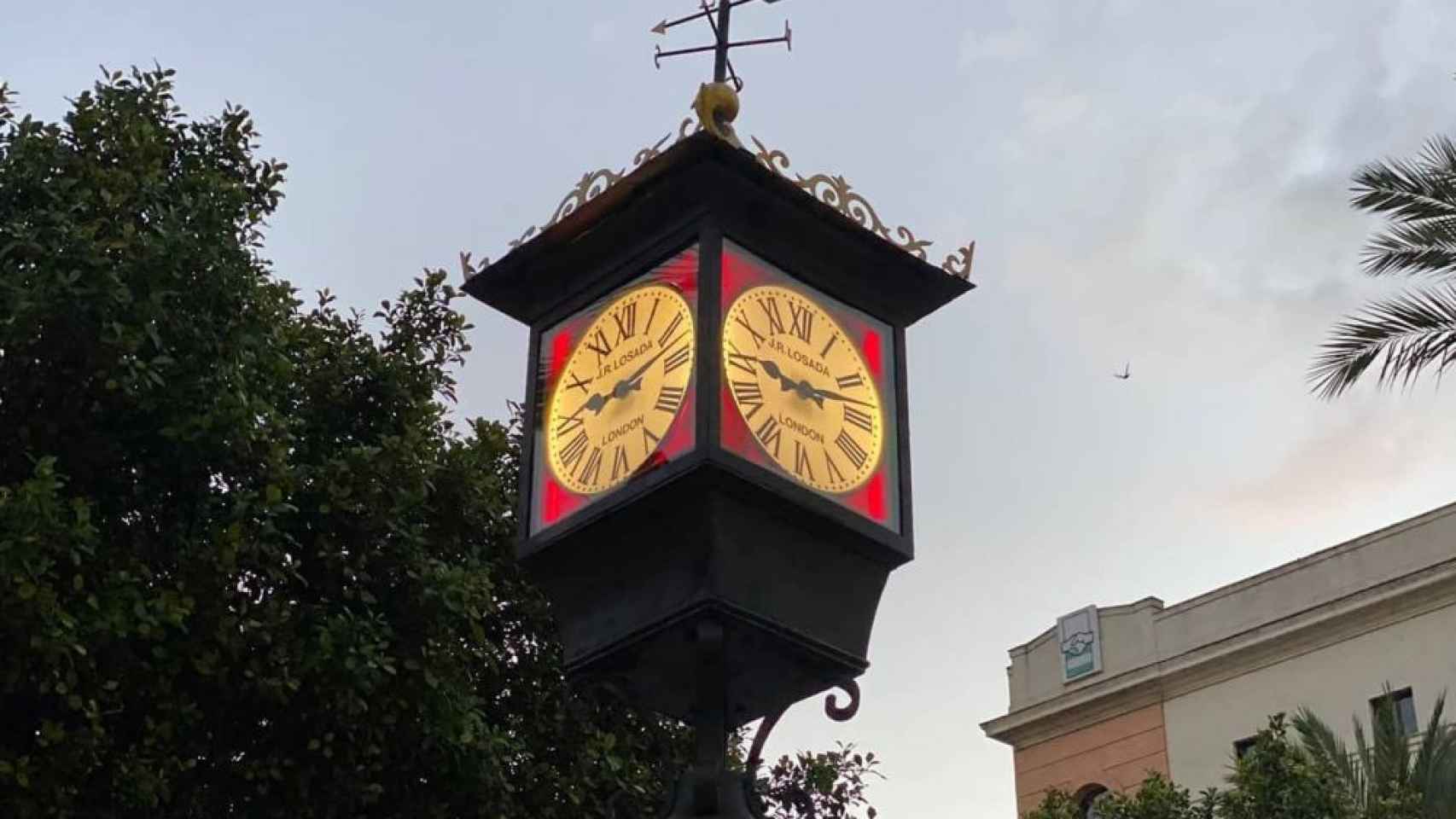 Reloj farola de Losada en Jerez (Cádiz).
