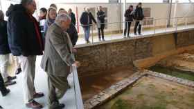El consejero de Cultura, Turismo y Deporte, Gonzalo Santonja, visita la Villa Romana de Camarzana de Tera (Zamora).
