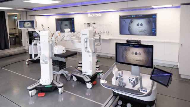 El sistema de cirugía robótica asistida que da la bienvenida al futuro