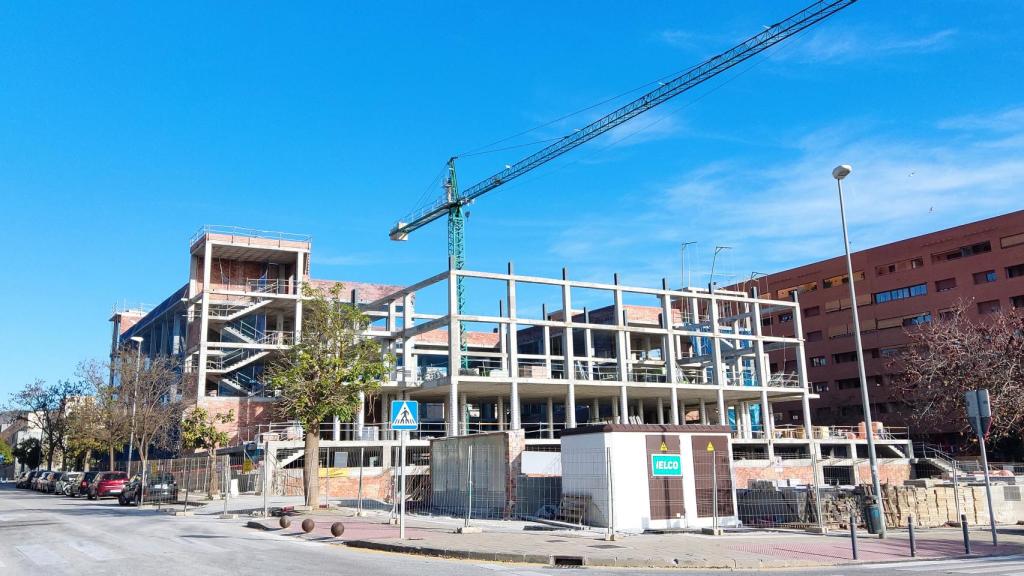 Estado de la obra del nuevo centro de Formación Profesional de Grupo Coremsa en Teatinos, Málaga.