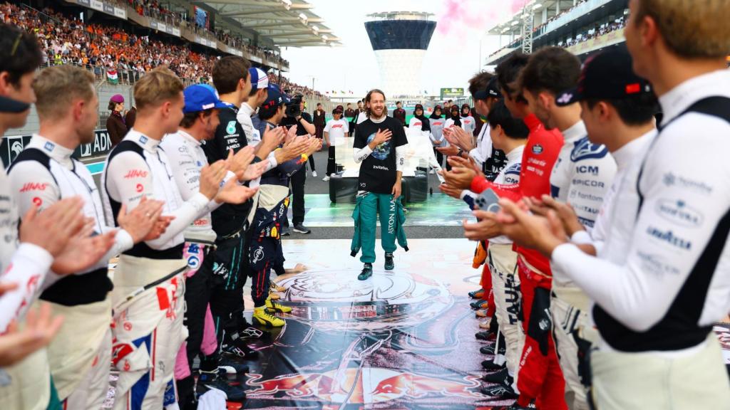 Vettel durante el homenaje de despedida de la F1.