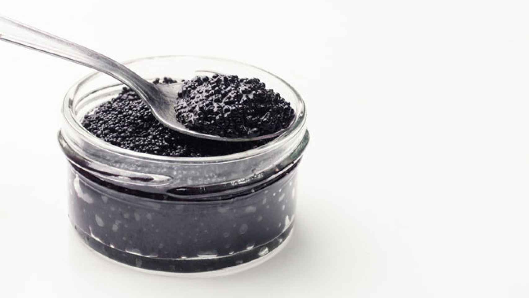 Un bote con sucedáneo de caviar.