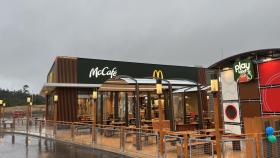 El exterior de la nueva franquicia de McDonald’s en Ribeira