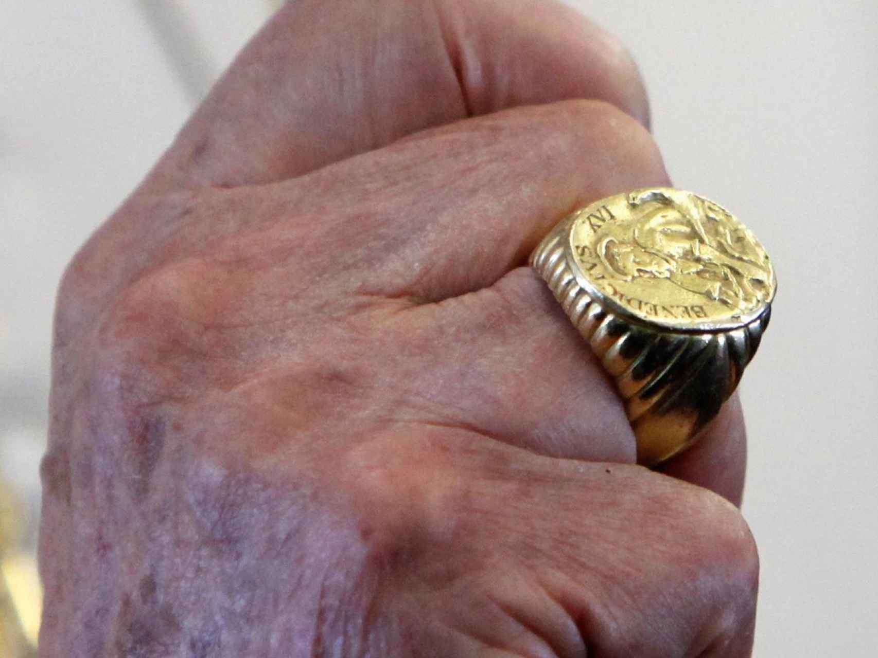 El anillo de Benedicto XVI.