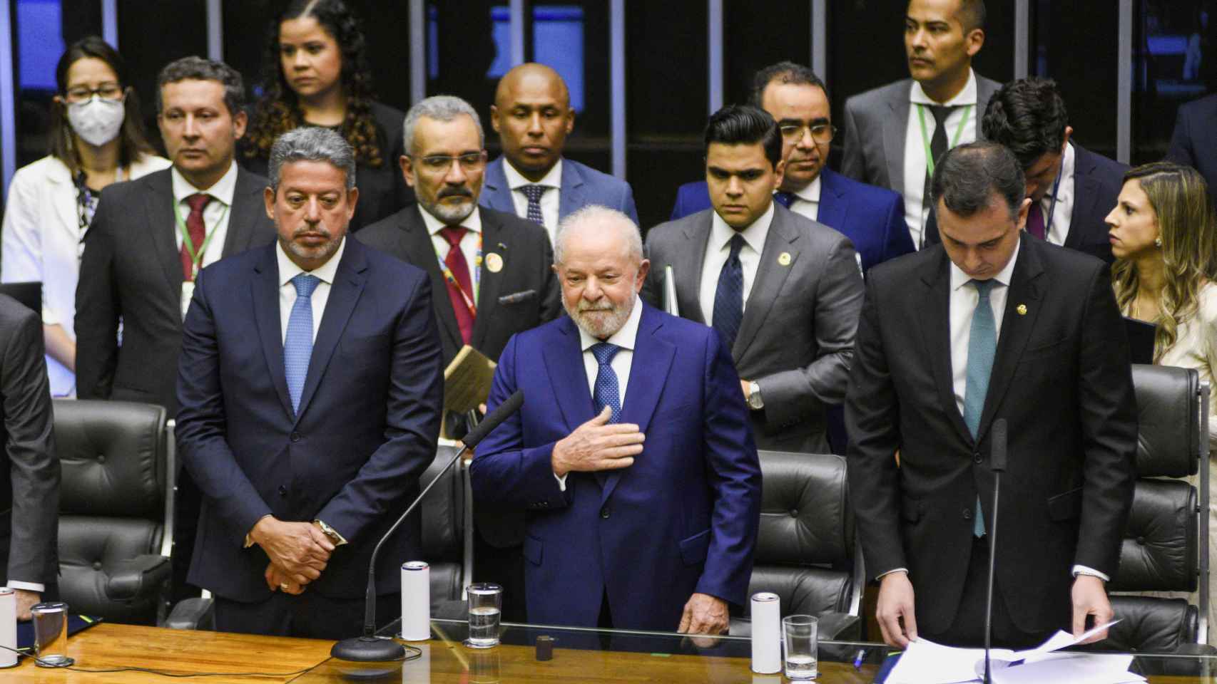 Lula da Silva jura su cargo como presidente de Brasil en el Parlamento.