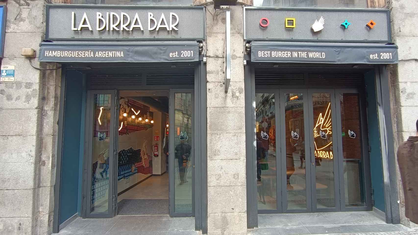 La Birra Bar, en el número 3 de la carrera de San Jerónimo, en Madrid.
