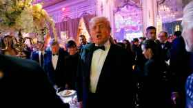 Donald Trump durante una fiesta de fin de año celebrada en su mansión de Mar-a-Lago