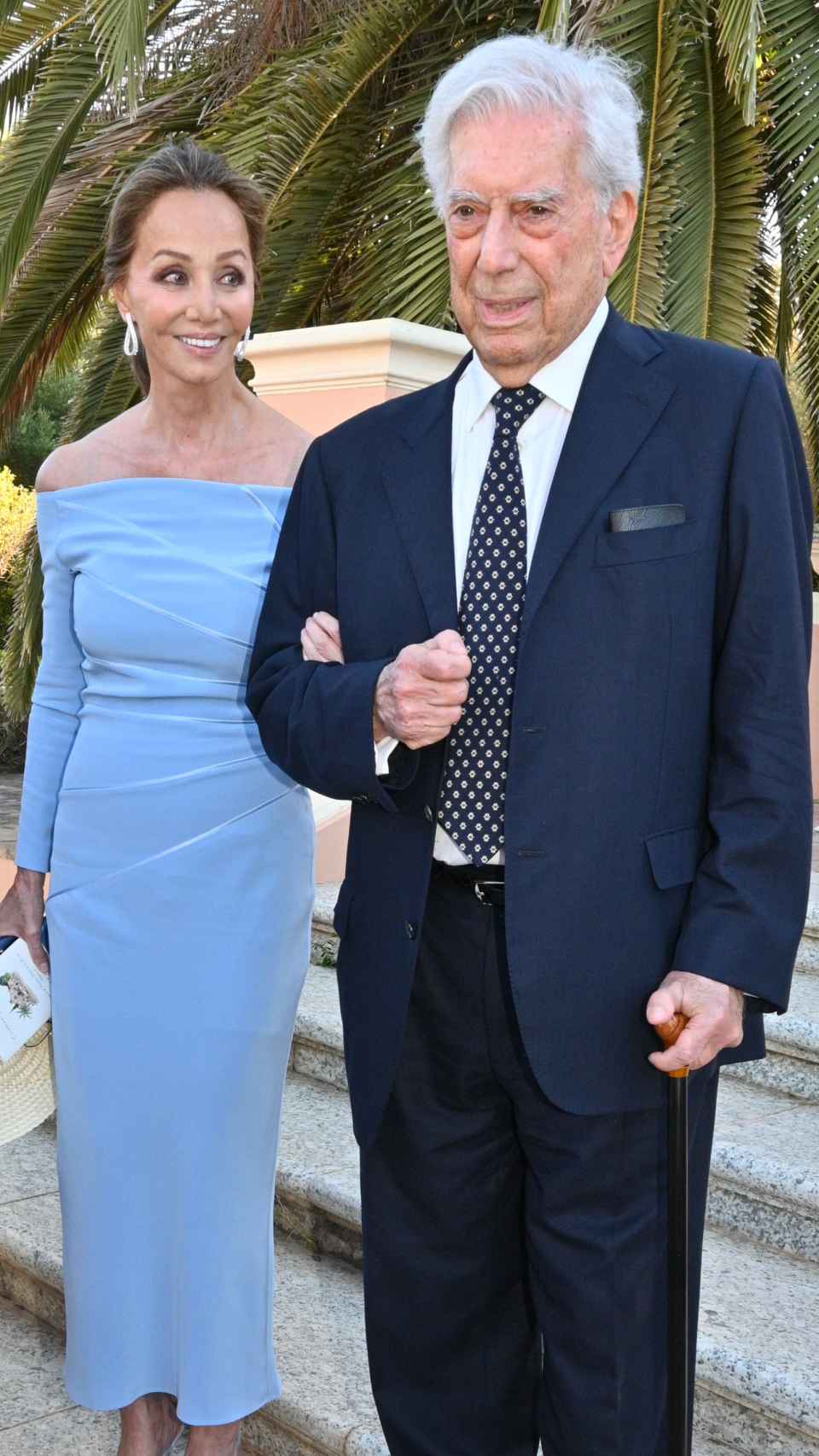 Isabel Preysler y Mario Vargas Llosa en la boda de Álvaro Castillejo, en julio de 2022.