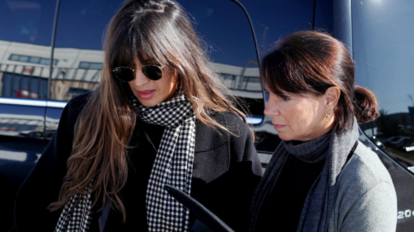 La periodista Sara Carbonero llegando al funeral de la 'influencer' Elena Huelva, en Sevilla.