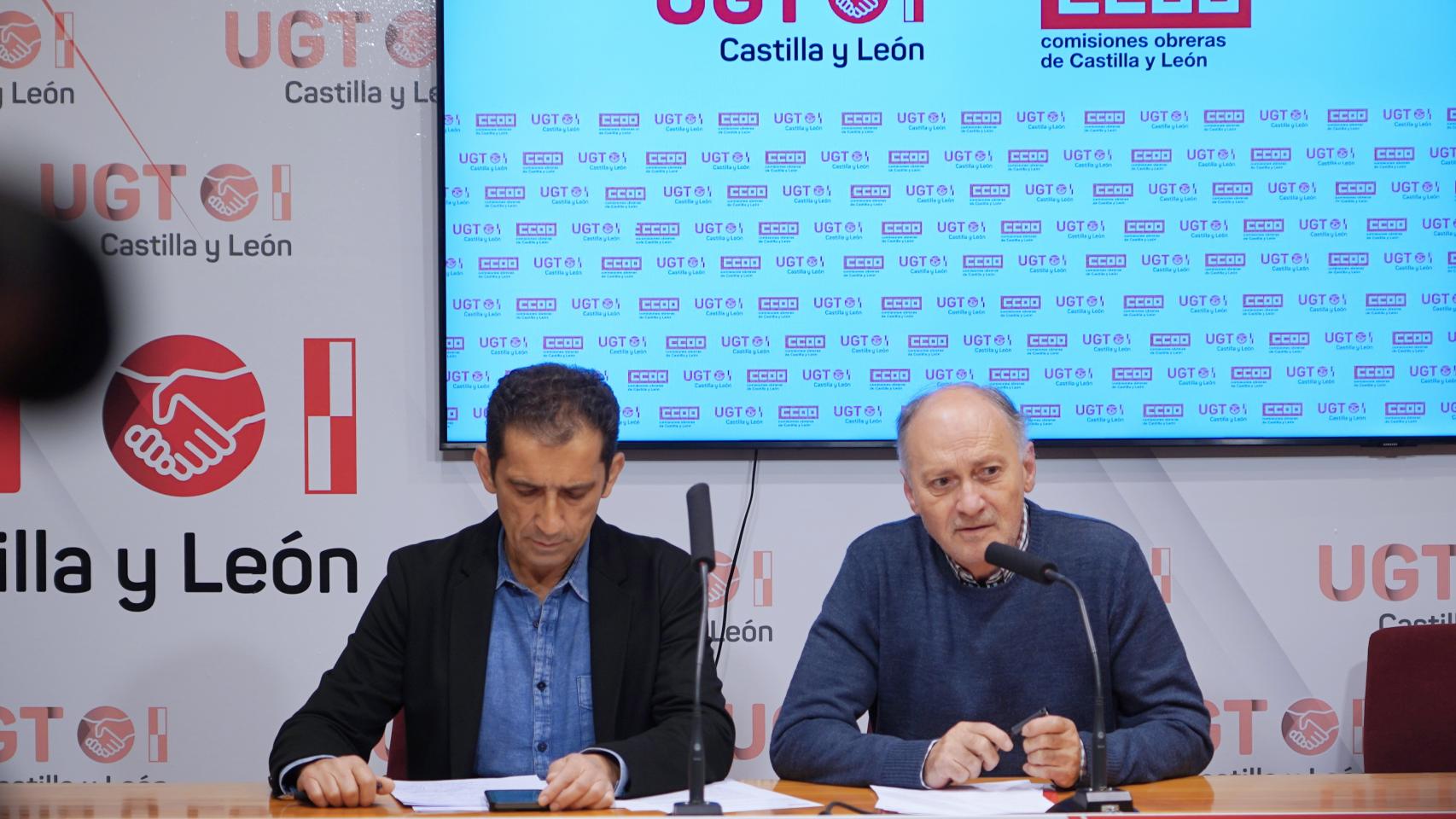 Los dirigentes de CCOO y UGT en Castilla y León, Vicente Andrés y Faustino Temprano, en una imagen de archivo.