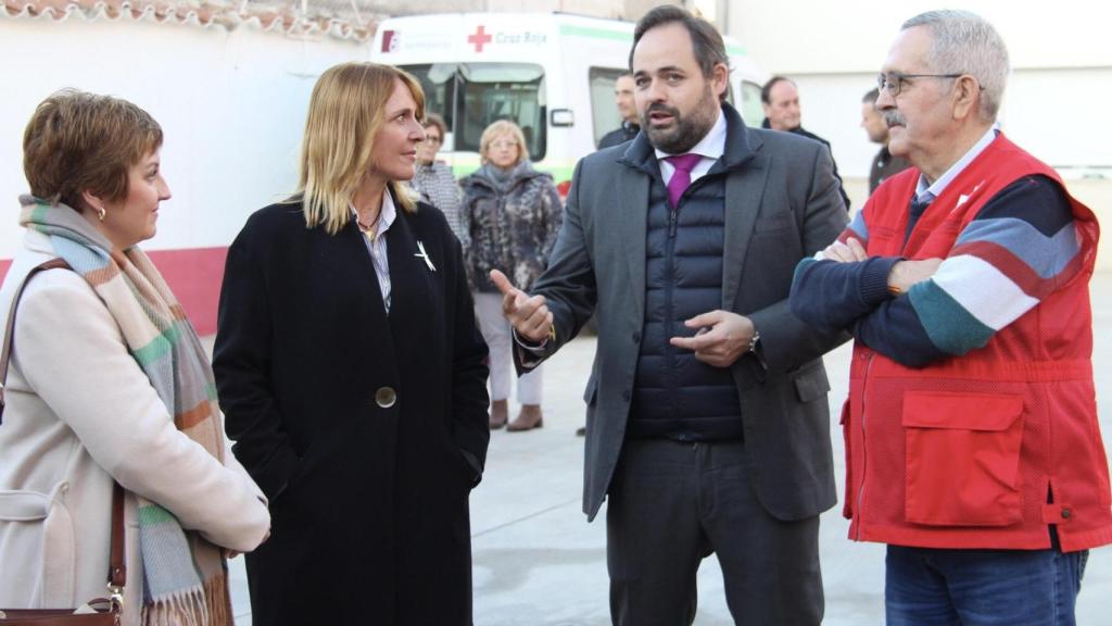 Visita del PP a la Cruz Roja de Valdepeñas (Ciudad Real).
