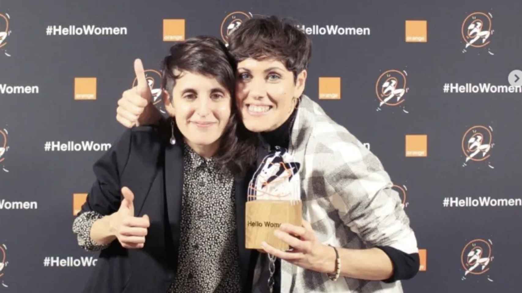 Sandra Carmona junto a Tamara Gámez en los premios Hello Woman 2021