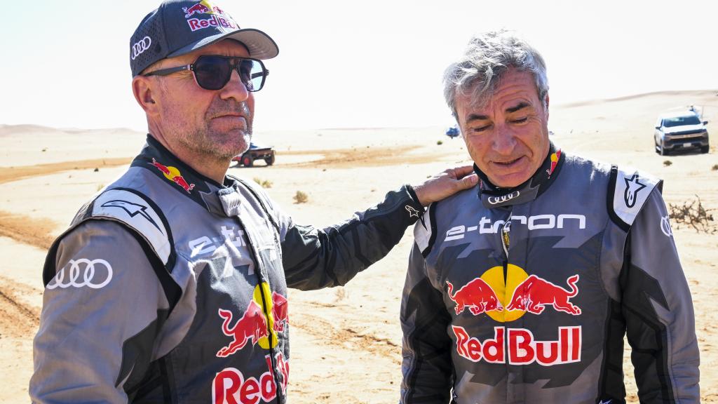 Stéphane Peterhansel y Carlos Sainz en el Rally Dakar 2023