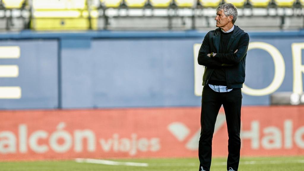 Quique Setién en el Estadio de La Cerámica